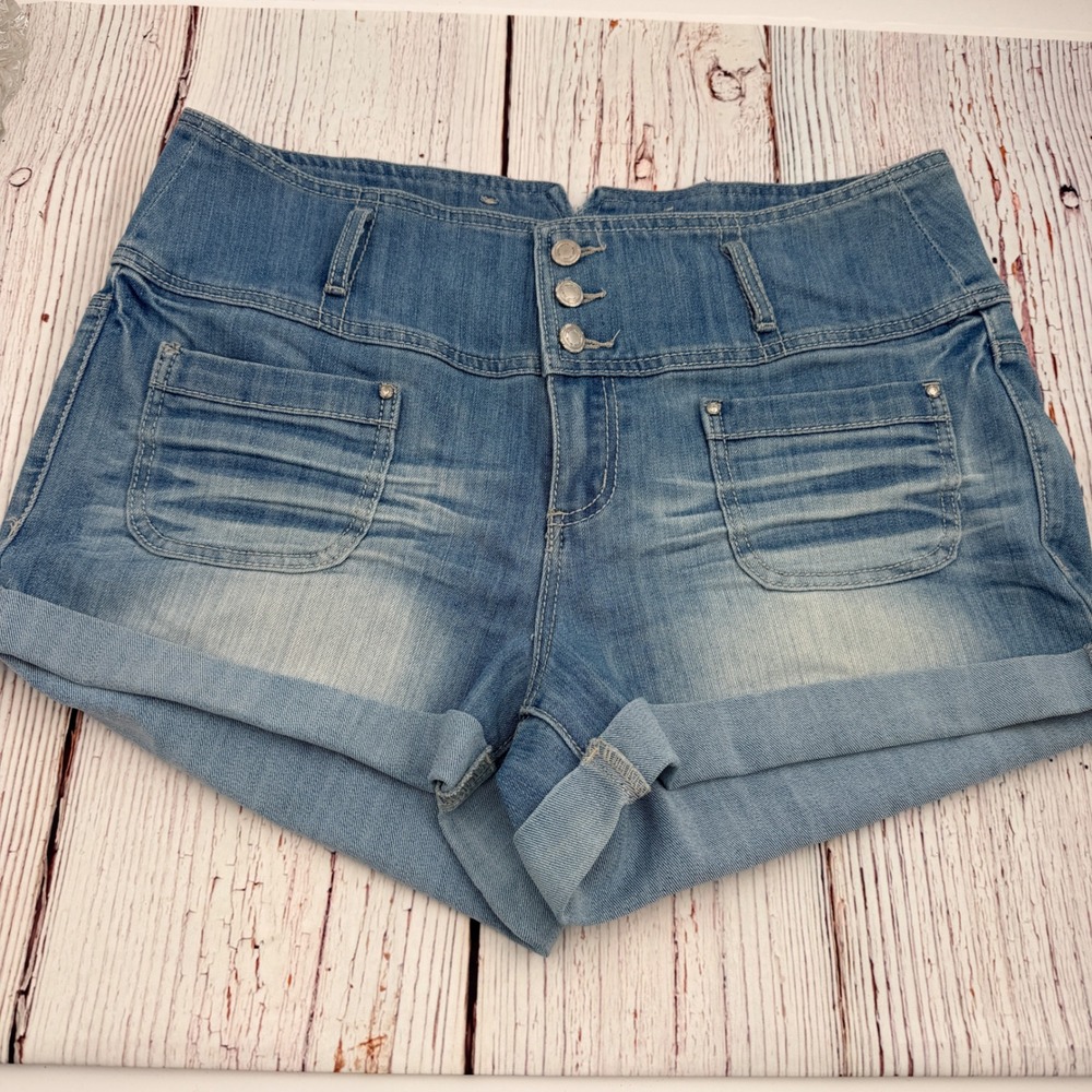 Almost Famous Womens High Waisted Denim Shorts Light Wash Cuffed Sz 16